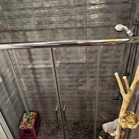 Cosy 2 Bedroom Near Sea