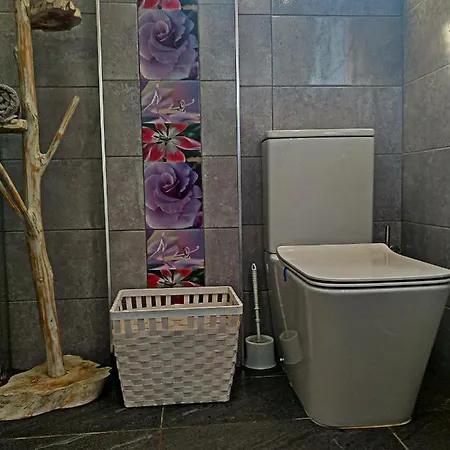 Apartment Cosy 2 Bedroom Near Sea