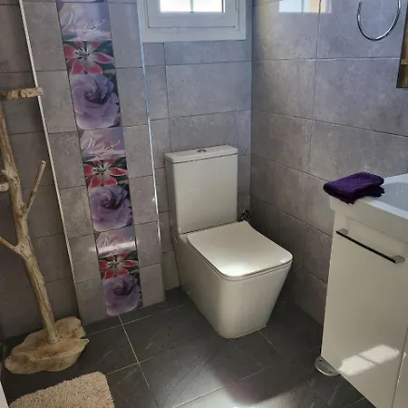 Cosy 2 Bedroom Near Sea Apartment Costa Del Silencio