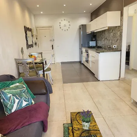 Appartement Cosy 2 Bedroom Near Sea