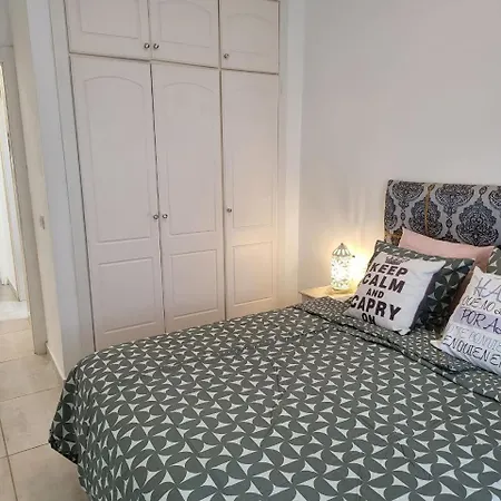 Cosy 2 Bedroom Near Sea