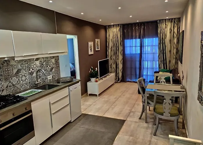 Cosy 2 Bedroom Near Sea *
