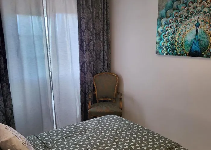 Apartment Cosy 2 Bedroom Near Sea