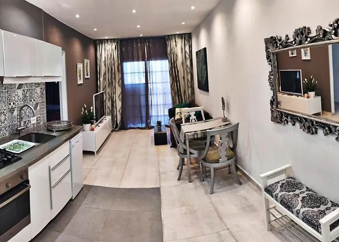 Cosy 2 Bedroom Near Sea * Costa Del Silencio